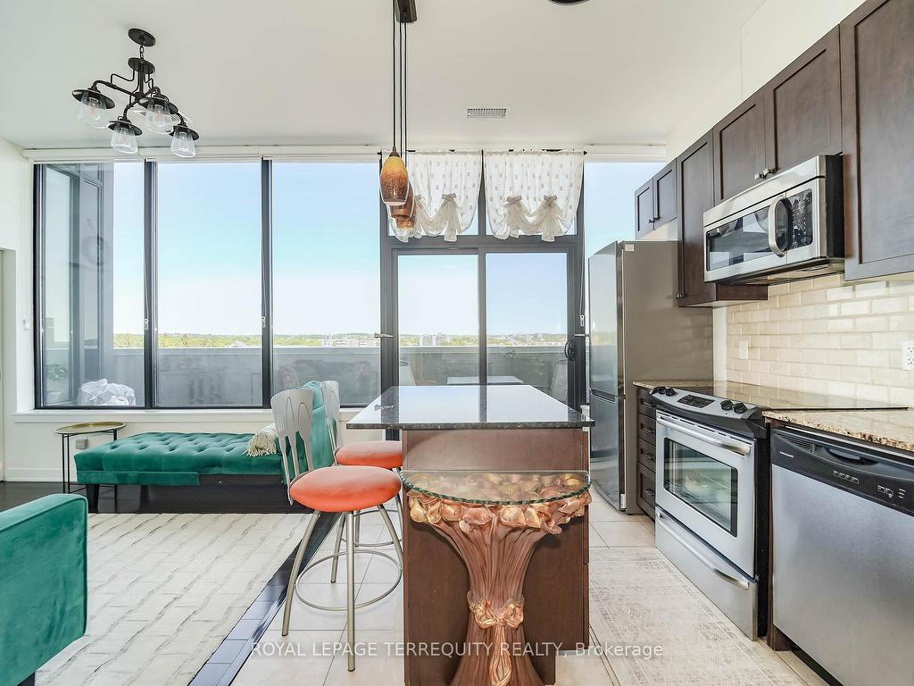 









10376


Yonge

Street, 601,
Richmond Hill,




ON
L4C 3B8

