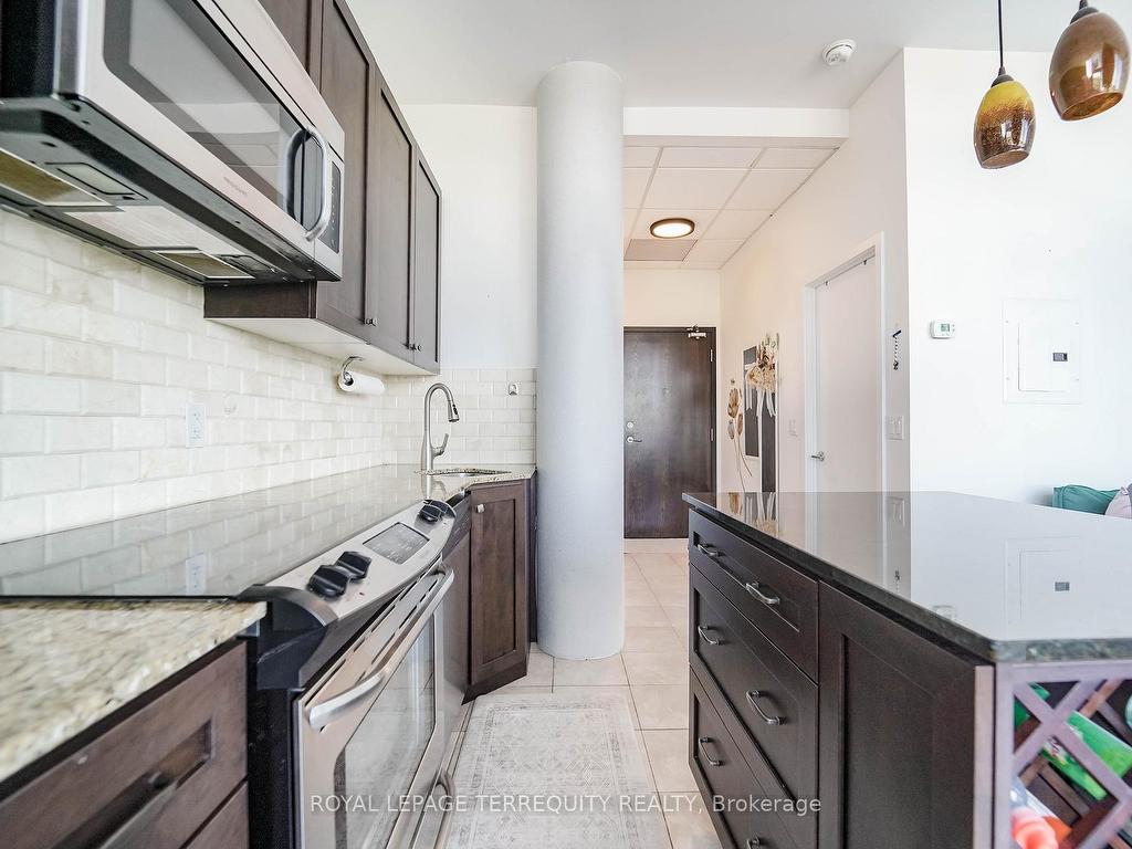 









10376


Yonge

Street, 601,
Richmond Hill,




ON
L4C 3B8

