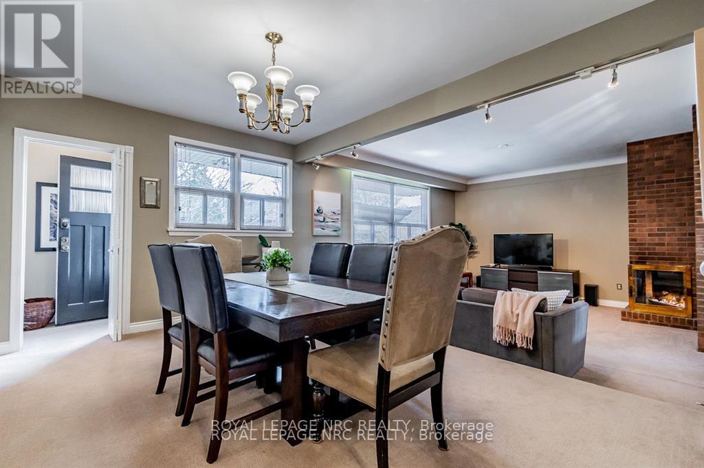 












8 MACBETH BOULEVARD

,
St. Catharines (Glendale/Glenridge),




Ontario
L2T2M2

