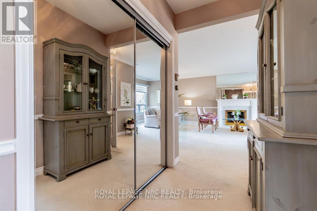 












8 MACBETH BOULEVARD

,
St. Catharines (Glendale/Glenridge),




Ontario
L2T2M2

