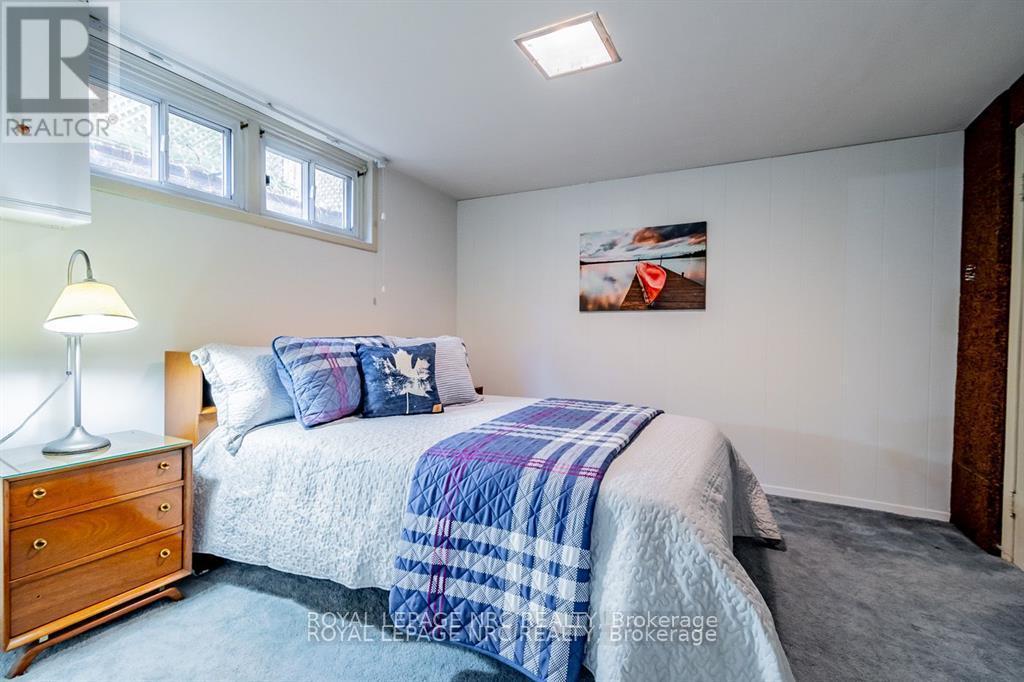 












8 MACBETH BOULEVARD

,
St. Catharines (Glendale/Glenridge),




Ontario
L2T2M2

