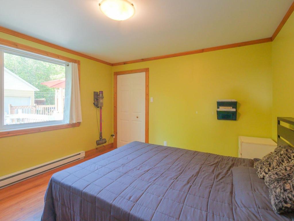 









300


Rue Armand-Chainey

,
Sainte-Catherine-de-Hatley,




QC
J0B1W0

