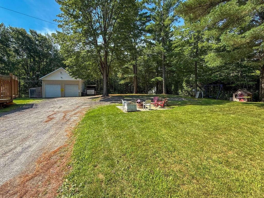 









300


Rue Armand-Chainey

,
Sainte-Catherine-de-Hatley,




QC
J0B1W0


