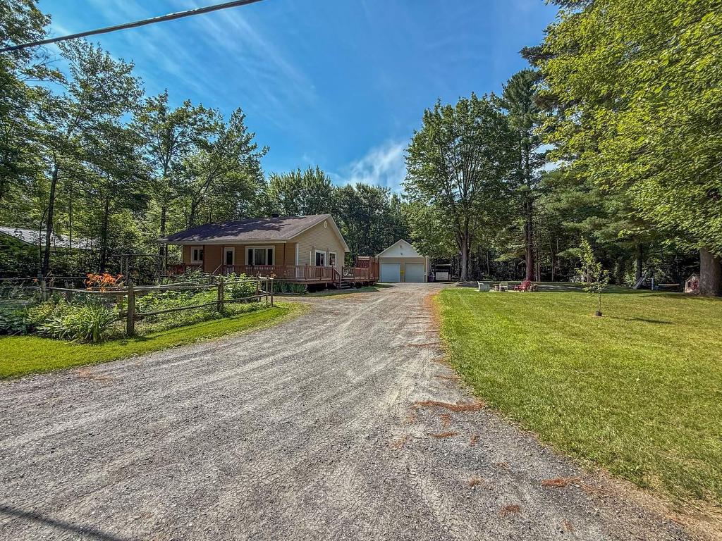 









300


Rue Armand-Chainey

,
Sainte-Catherine-de-Hatley,




QC
J0B1W0

