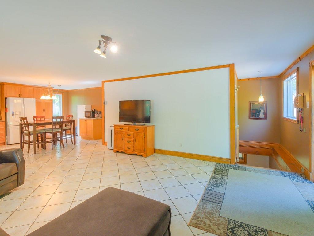 









300


Rue Armand-Chainey

,
Sainte-Catherine-de-Hatley,




QC
J0B1W0

