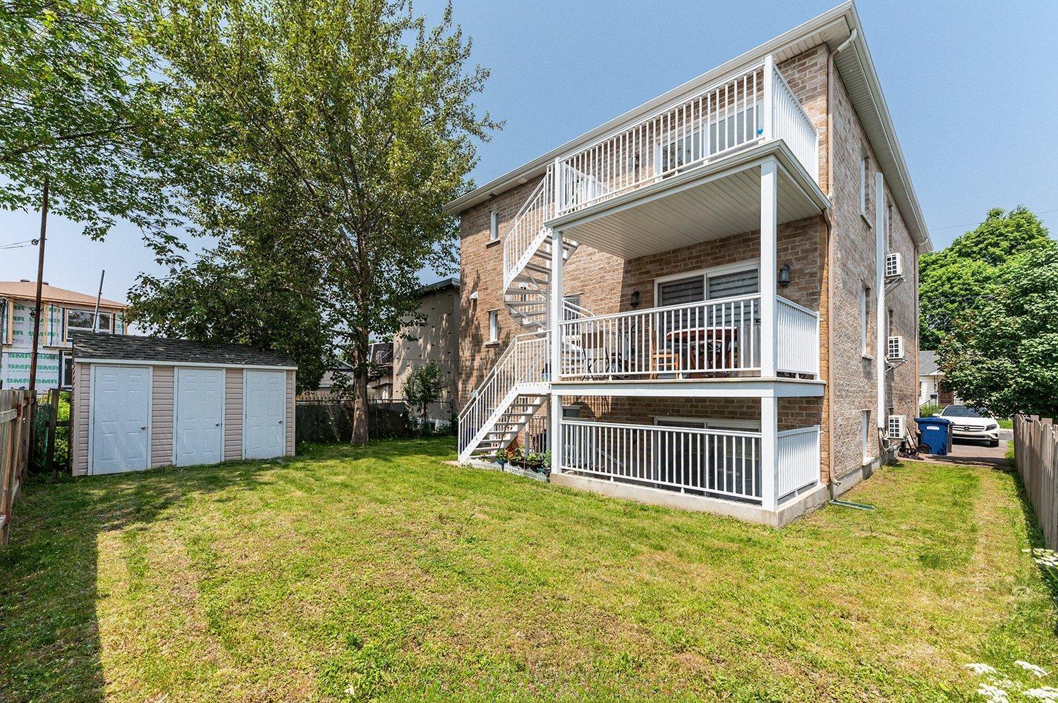 









2682


Rue Préfontaine

,
Longueuil (Le Vieux-Longueuil),




QC
J4K3Y6

