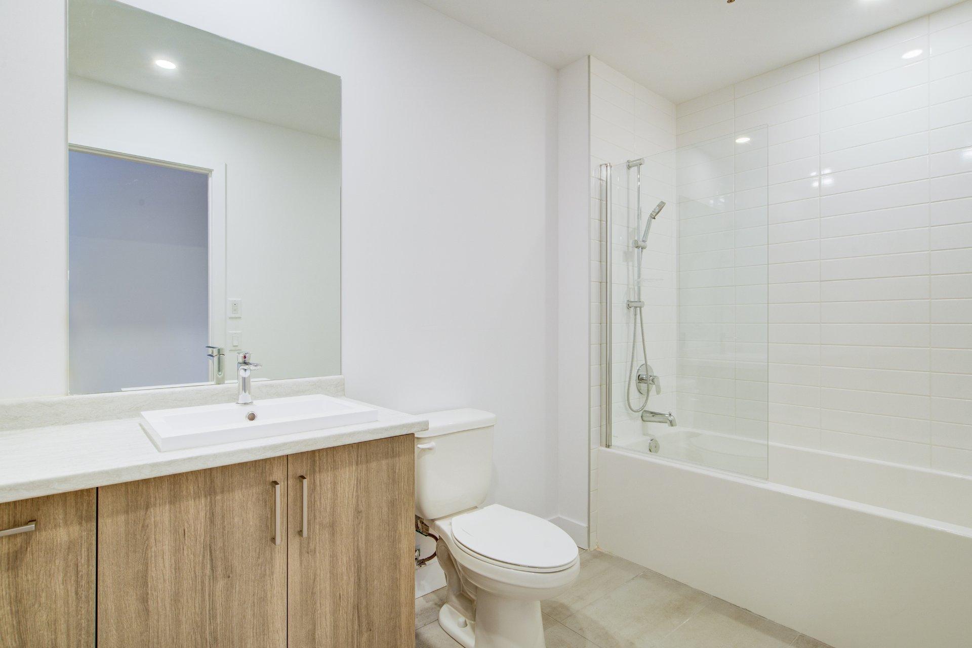 









50


Rue St-Louis

, 201,
Salaberry-de-Valleyfield,




QC
J6T1M6

