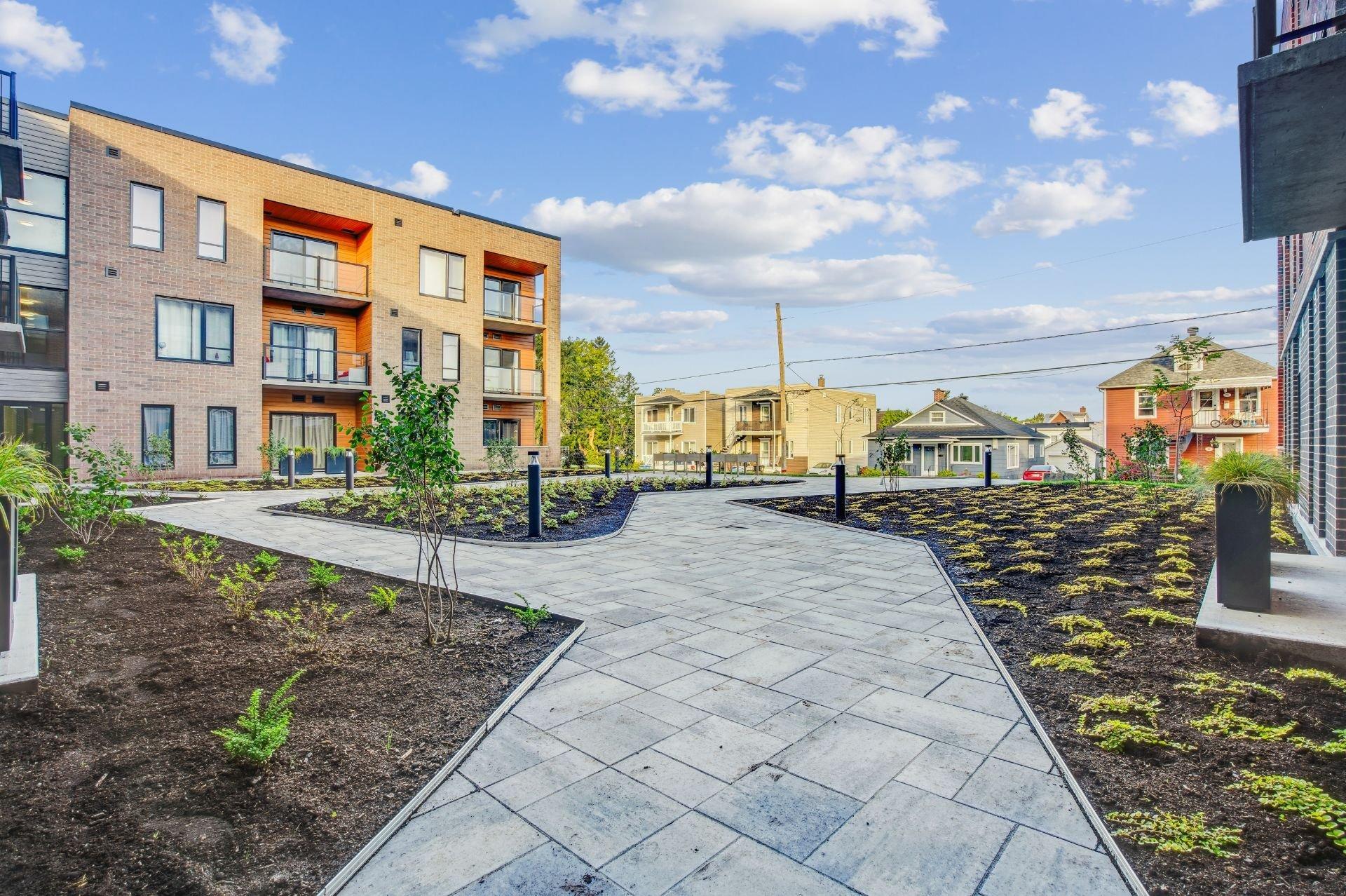 









50


Rue St-Louis

, 201,
Salaberry-de-Valleyfield,




QC
J6T1M6

