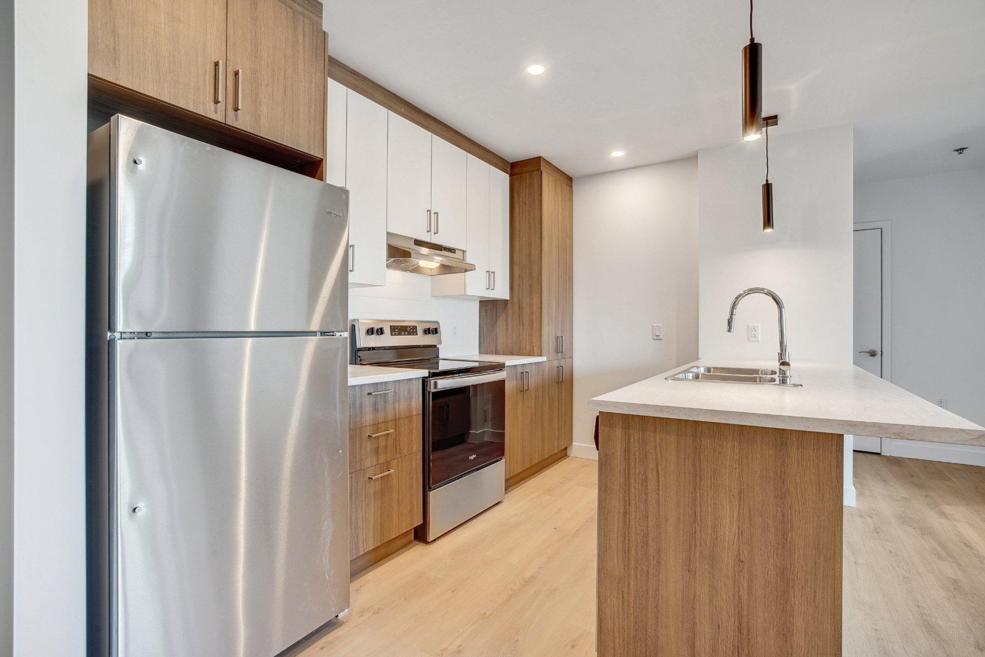 









50


Rue St-Louis

, 203,
Salaberry-de-Valleyfield,




QC
J6T1M6

