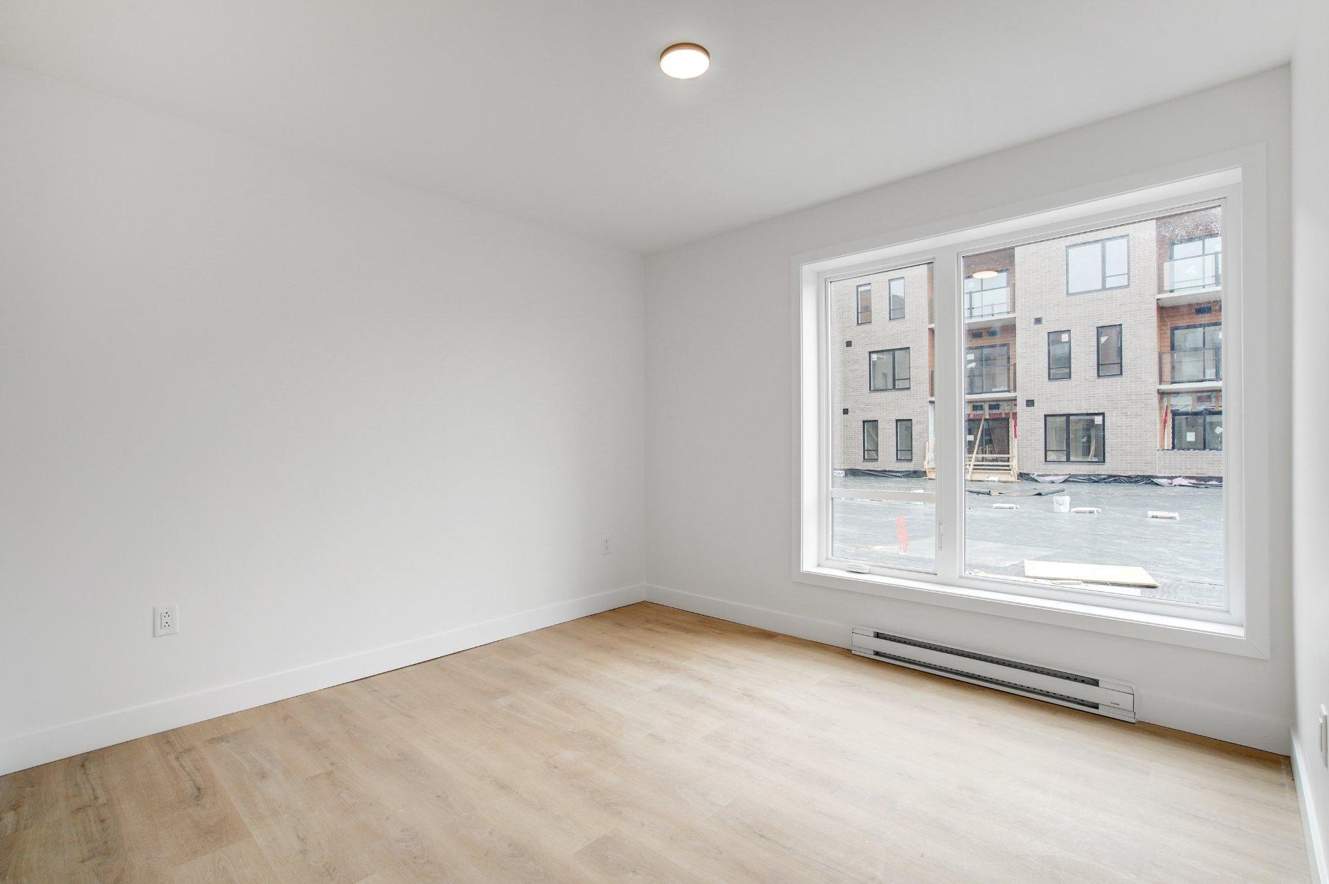 









50


Rue St-Louis

, 203,
Salaberry-de-Valleyfield,




QC
J6T1M6

