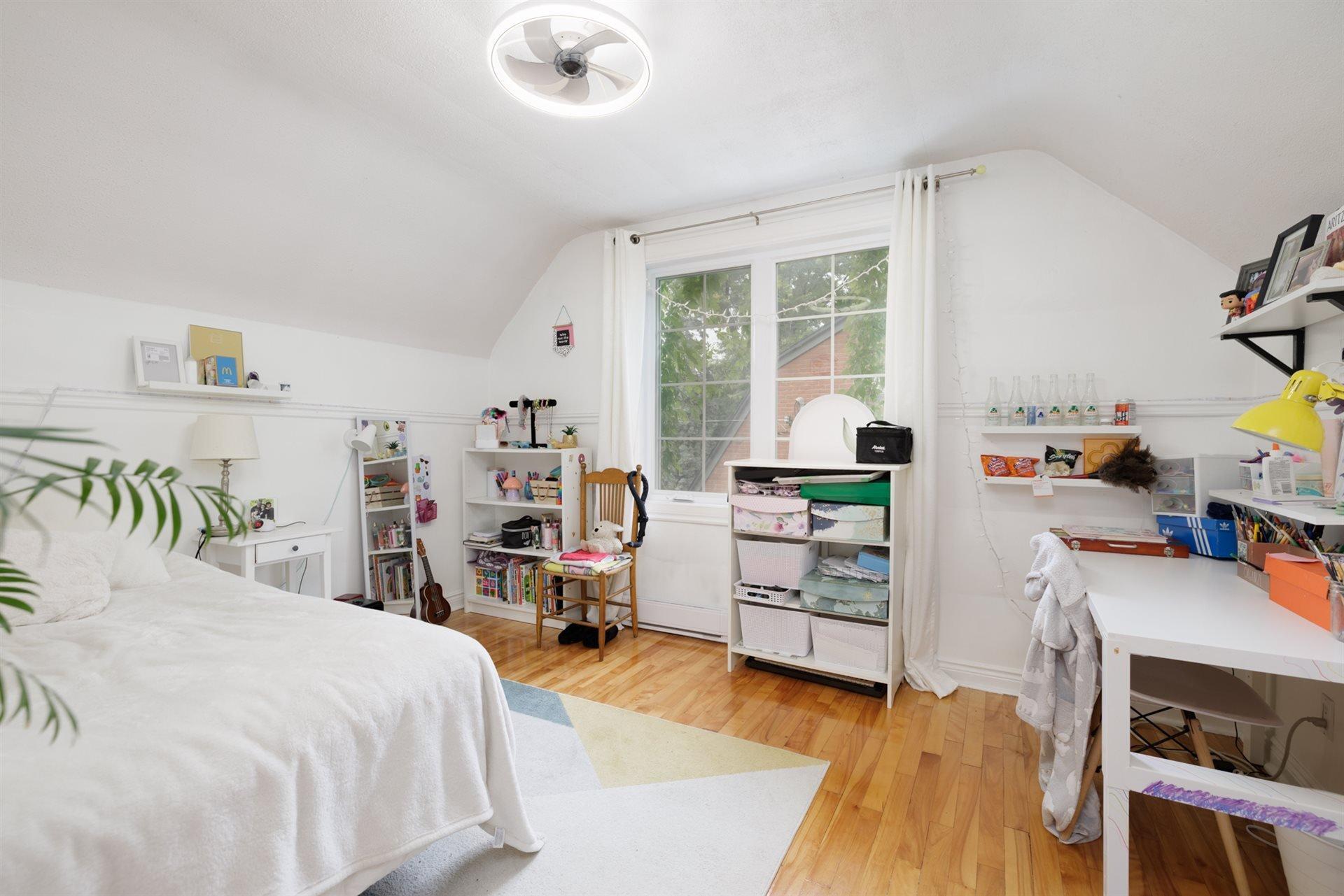 









521


Av. St-Léon

,
Dorval,




QC
H9P1Z8

