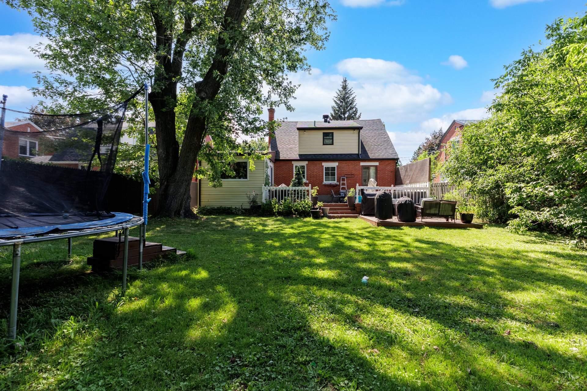 









521


Av. St-Léon

,
Dorval,




QC
H9P1Z8

