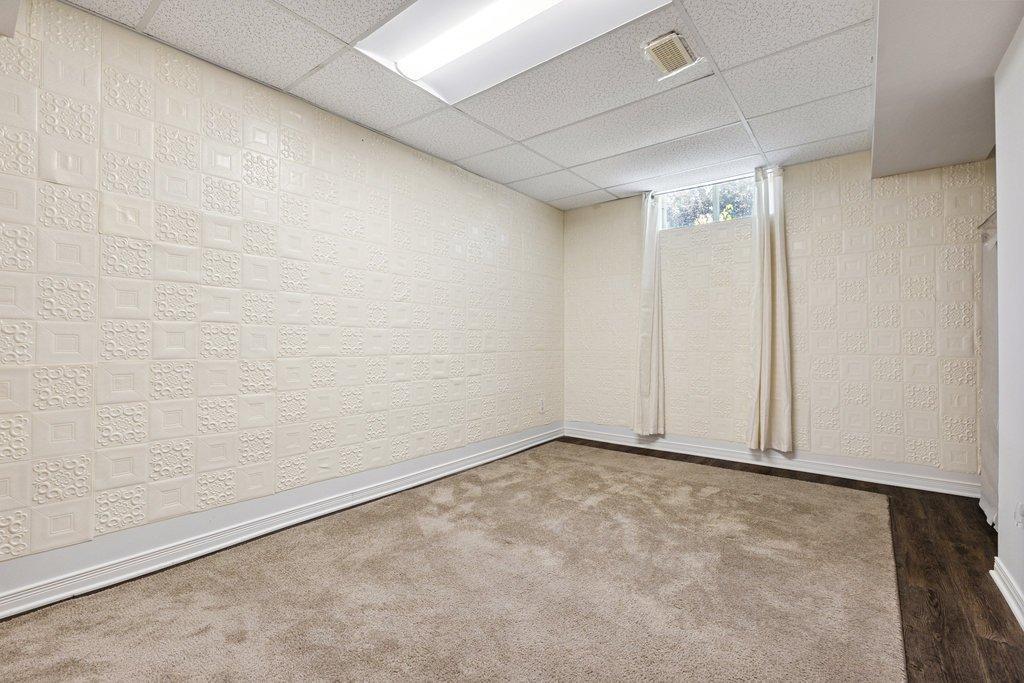 









392


Rue Ernest-Gaboury

,
Gatineau (Gatineau),




QC
J8V2S5


