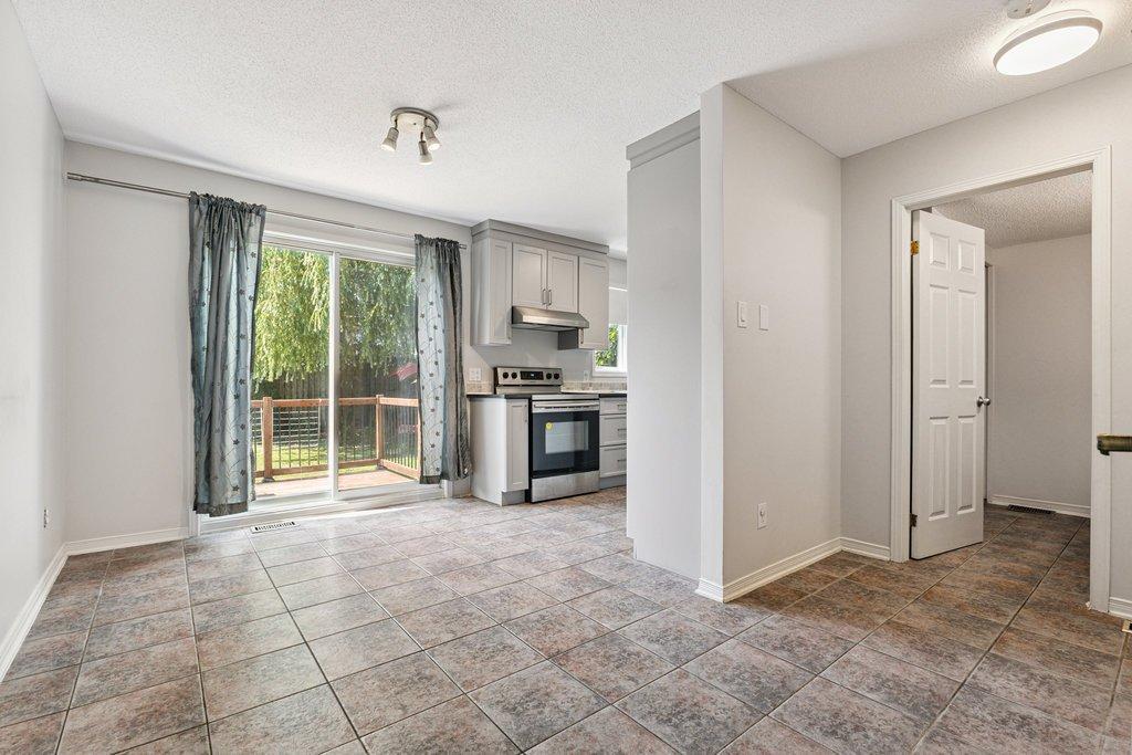 









392


Rue Ernest-Gaboury

,
Gatineau (Gatineau),




QC
J8V2S5

