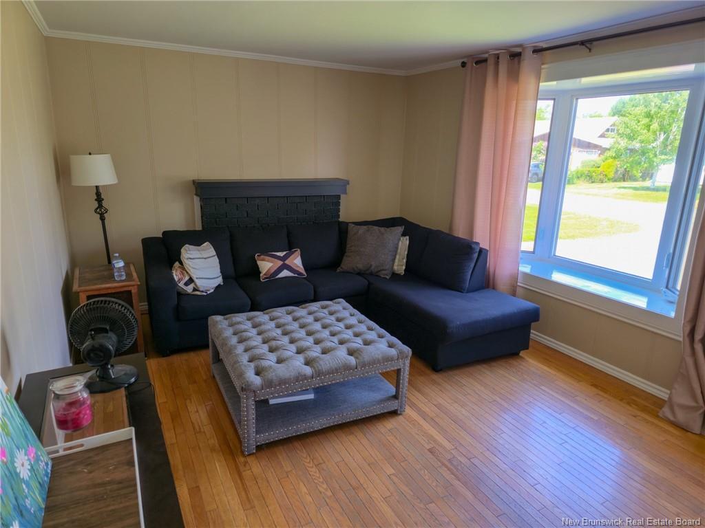 









286


King

,
Dalhousie,




NB
E8C 1Y7

