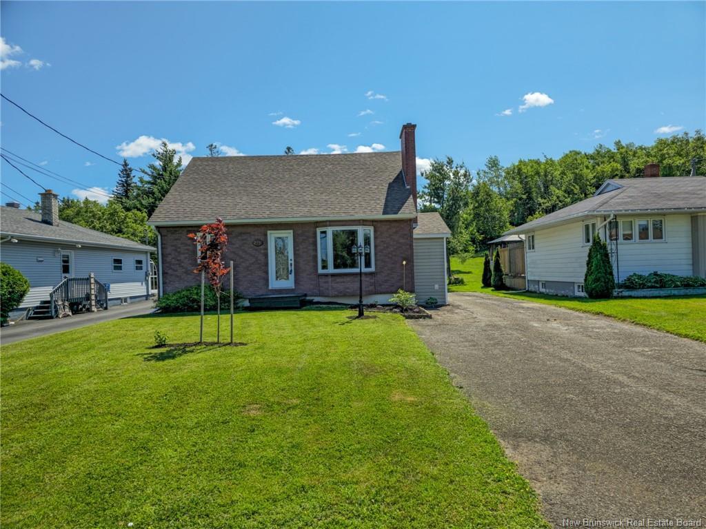 









286


King

,
Dalhousie,




NB
E8C 1Y7

