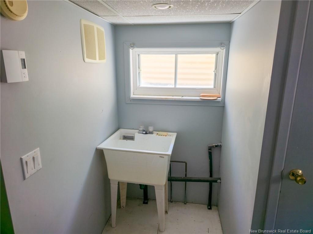 









286


King

,
Dalhousie,




NB
E8C 1Y7

