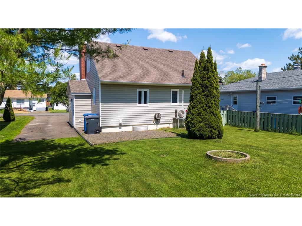 









286


King

,
Dalhousie,




NB
E8C 1Y7

