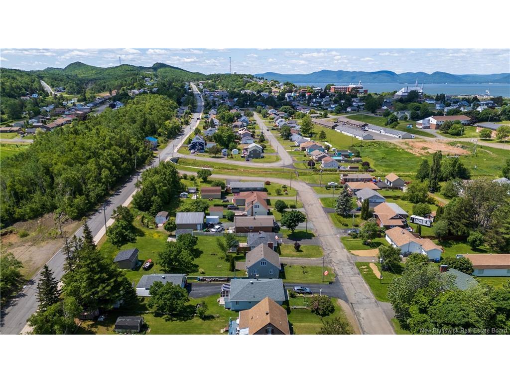









286


King

,
Dalhousie,




NB
E8C 1Y7

