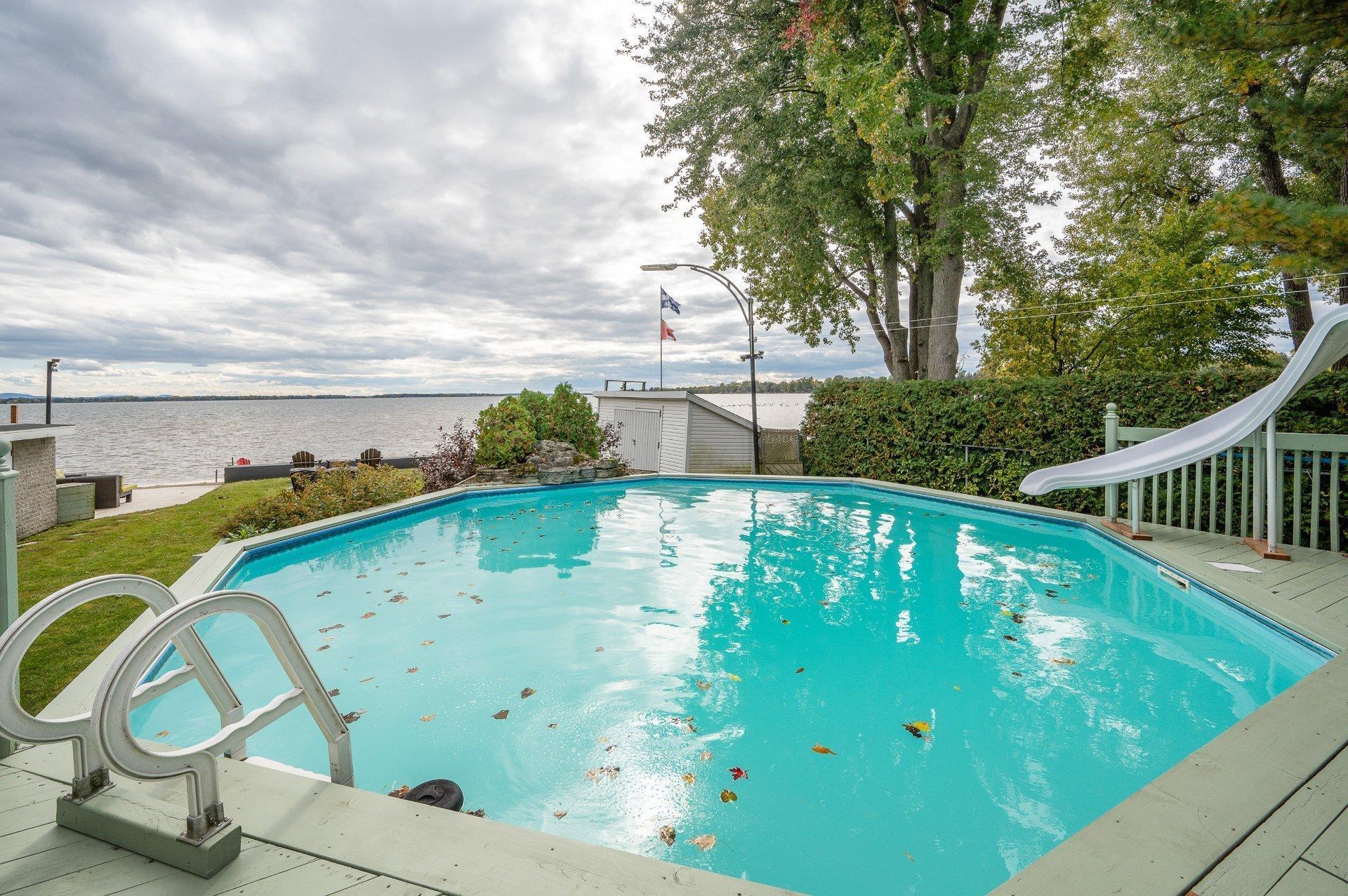 









703


Rue Maher

,
Clarenceville,




QC
J0J1B0

