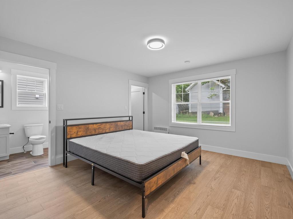 












26 Brooklyn Avenue

,
Charlottetown,




PE
C1E 3S2

