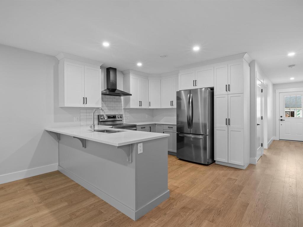 












26 Brooklyn Avenue

,
Charlottetown,




PE
C1E 3S2


