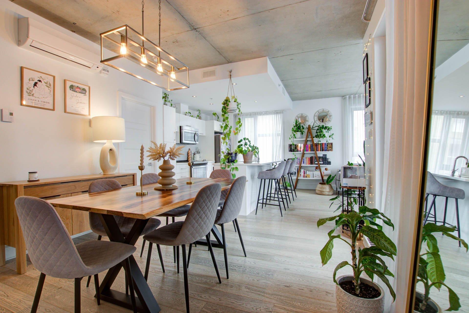 









1205


Rue St-Dominique

, 601,
Montréal (Ville-Marie),




QC
H2X2W3

