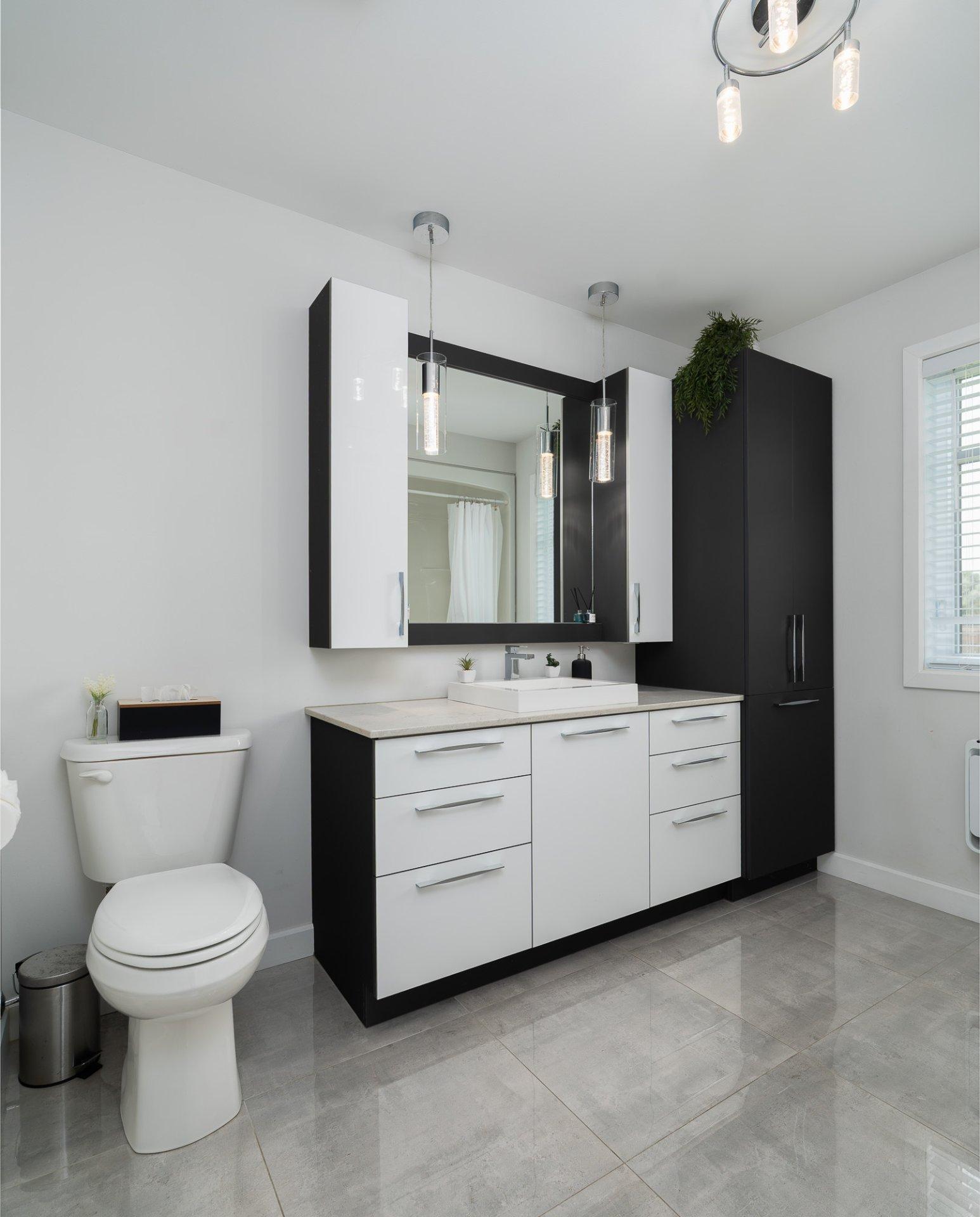 









225


Rue des Pivoines

,
Mont-Laurier,




QC
J9L3G3

