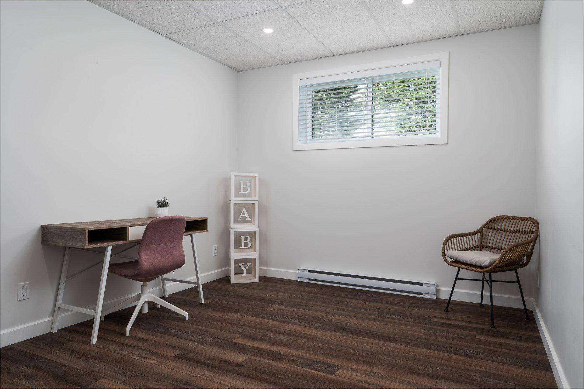 









225


Rue des Pivoines

,
Mont-Laurier,




QC
J9L3G3

