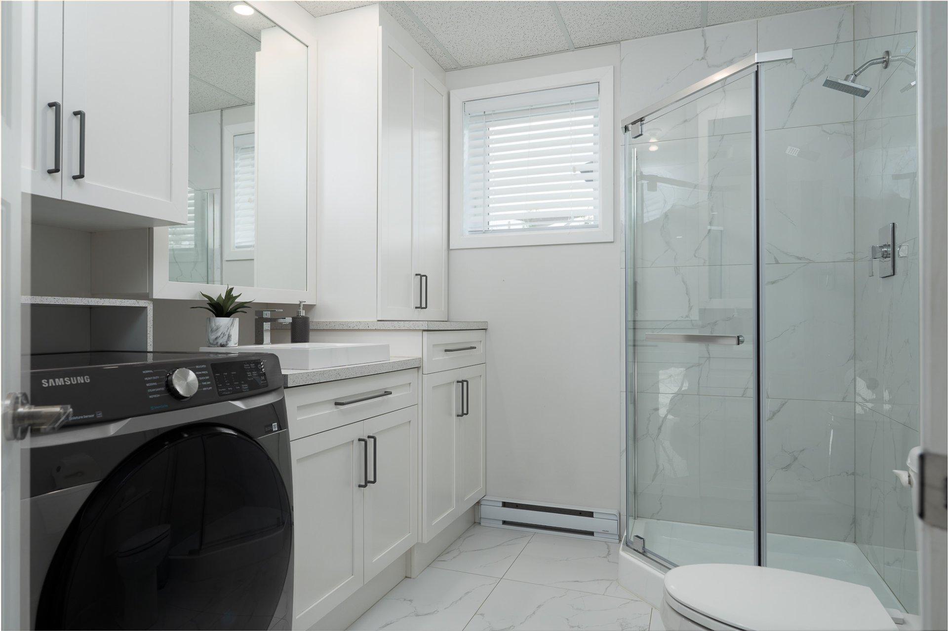 









225


Rue des Pivoines

,
Mont-Laurier,




QC
J9L3G3

