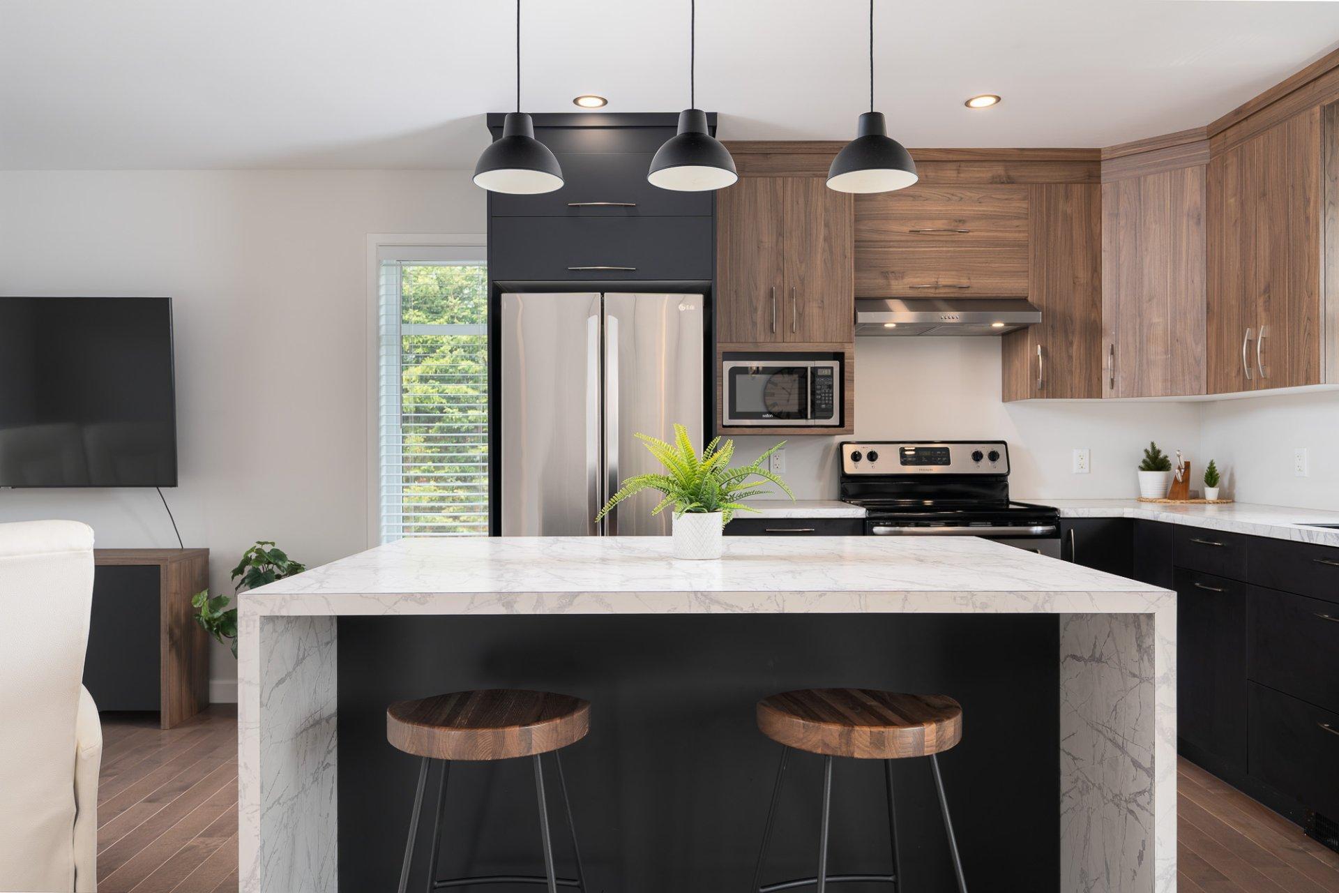 









225


Rue des Pivoines

,
Mont-Laurier,




QC
J9L3G3

