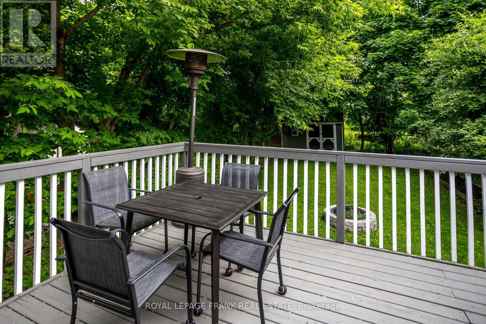 












178 STEWART STREET

,
Peterborough Central (South),




Ontario
K9J3M5

