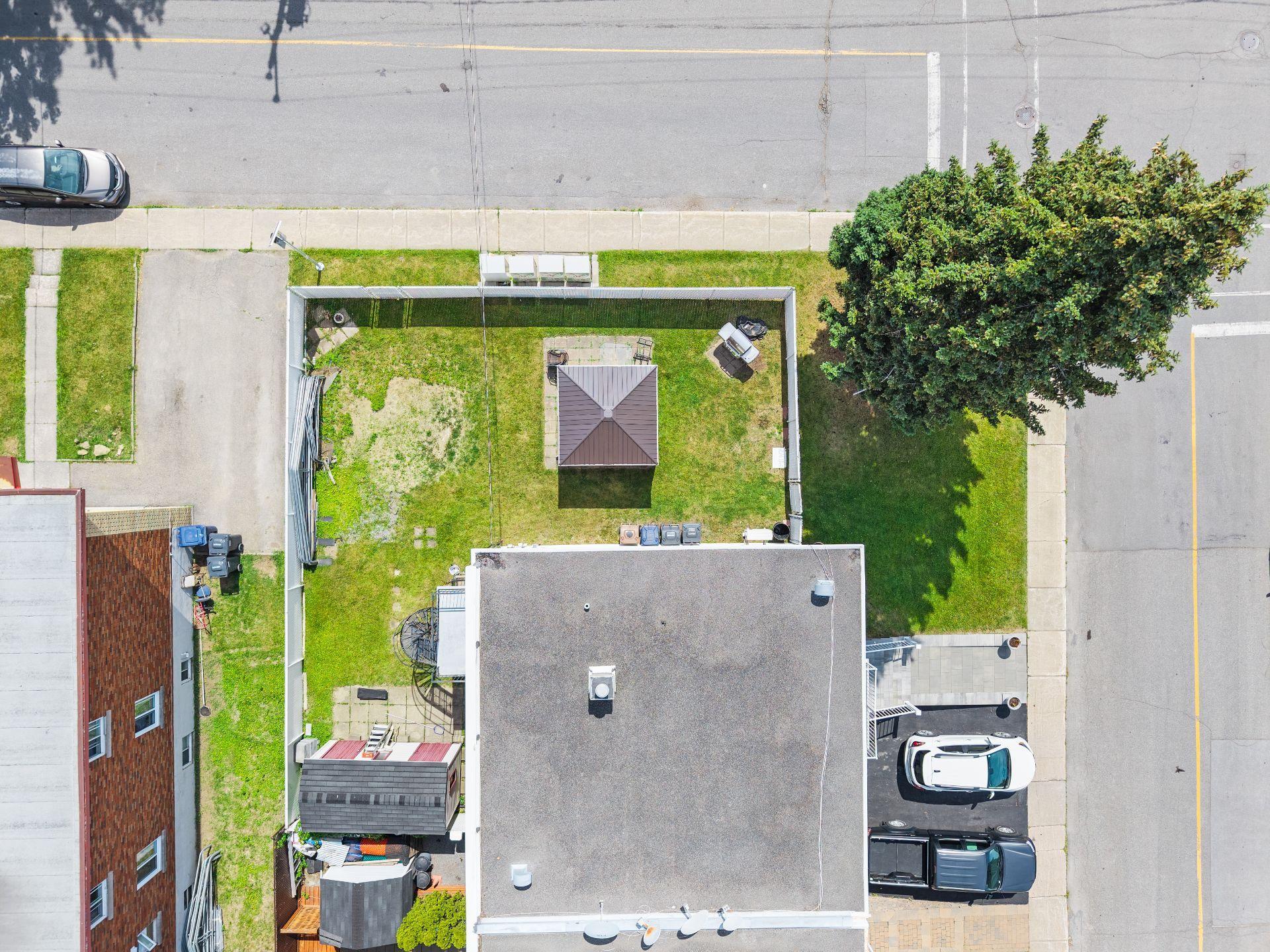 









436

 - 438


4e Rue

,
Laval (Laval-des-Rapides),




QC
H7N2B2

