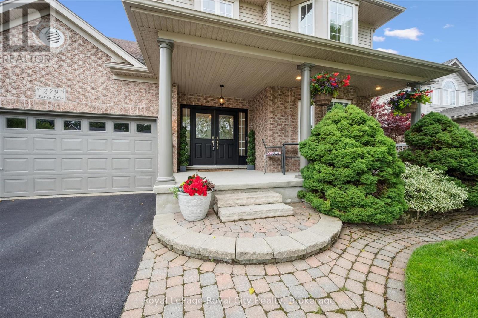 












279 FARLEY DRIVE

,
Guelph (Pineridge/Westminster Woods),




Ontario
N1L1N6

