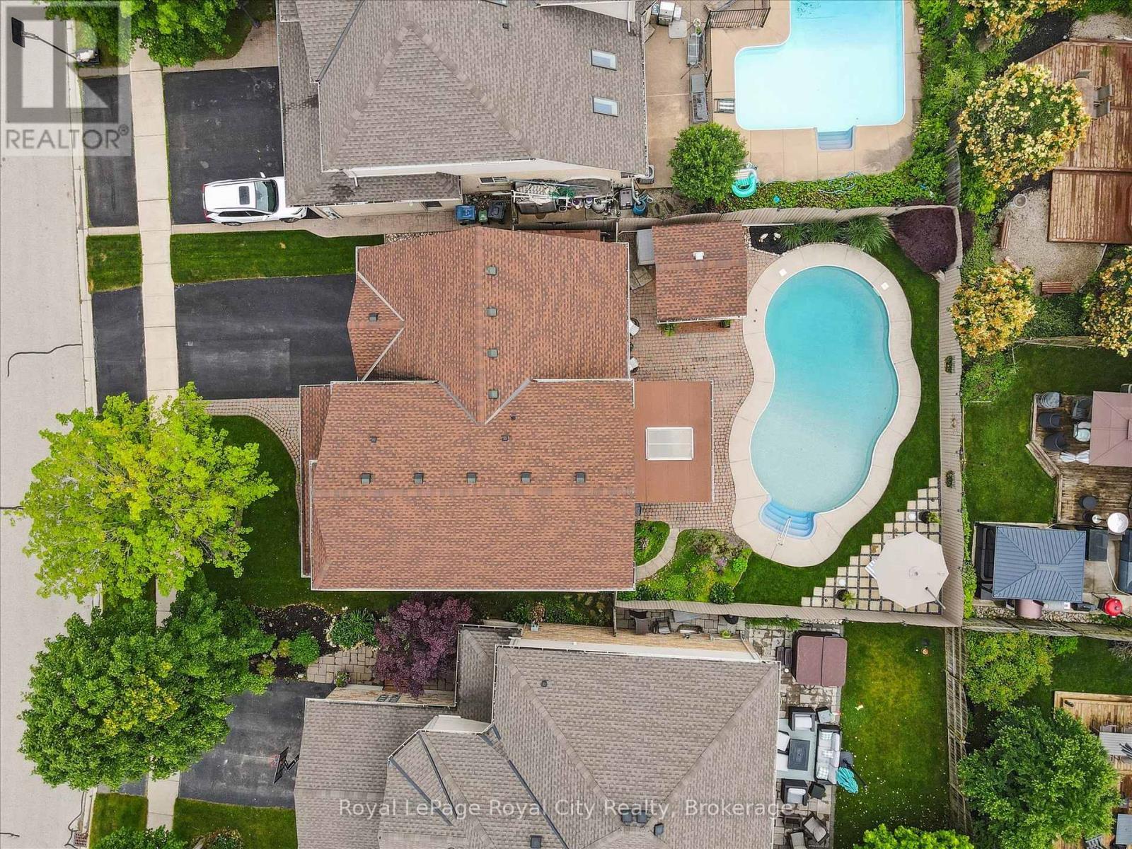 












279 FARLEY DRIVE

,
Guelph (Pineridge/Westminster Woods),




Ontario
N1L1N6

