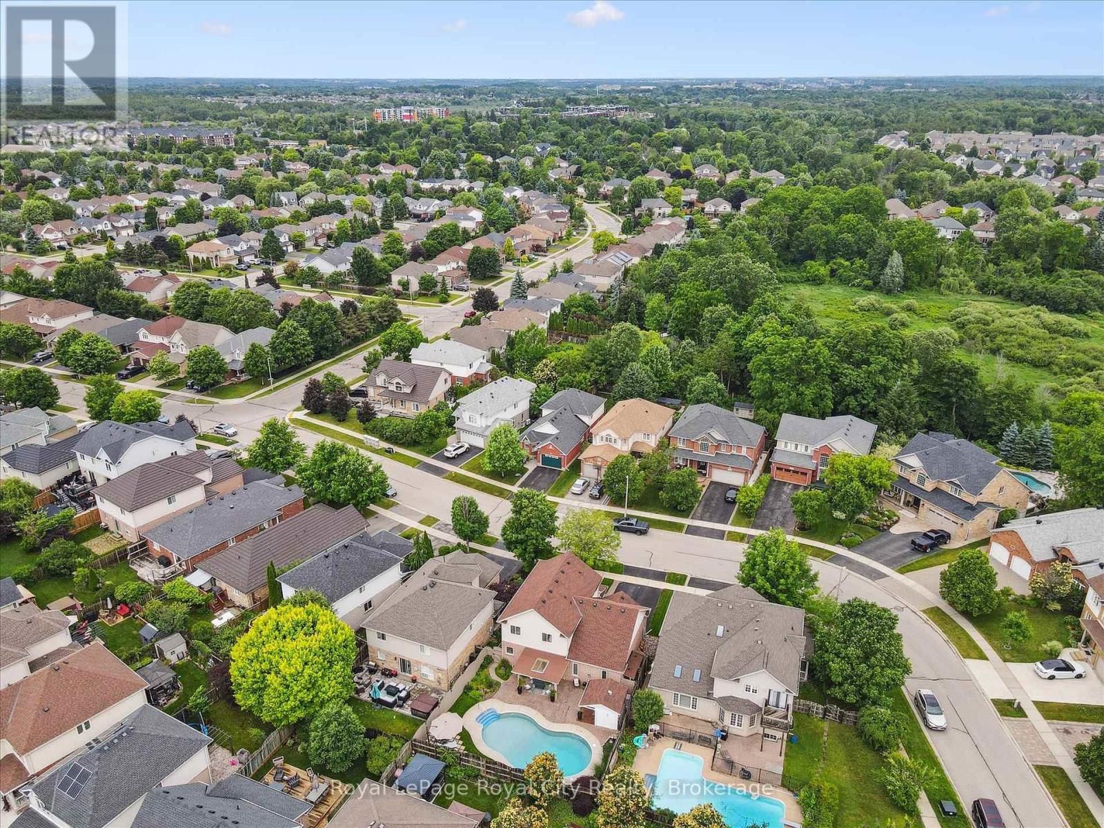 












279 FARLEY DRIVE

,
Guelph (Pineridge/Westminster Woods),




Ontario
N1L1N6

