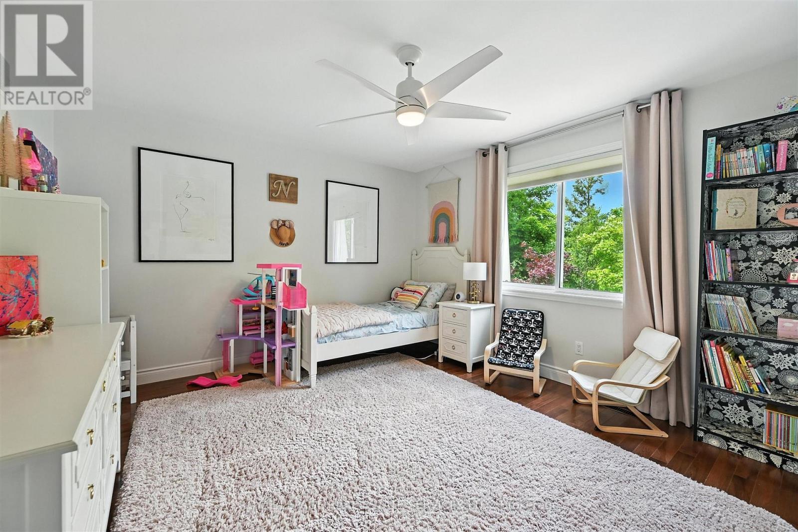 












4240 DUNVEGAN ROAD

,
Burlington,




Ontario
L7L1P8

