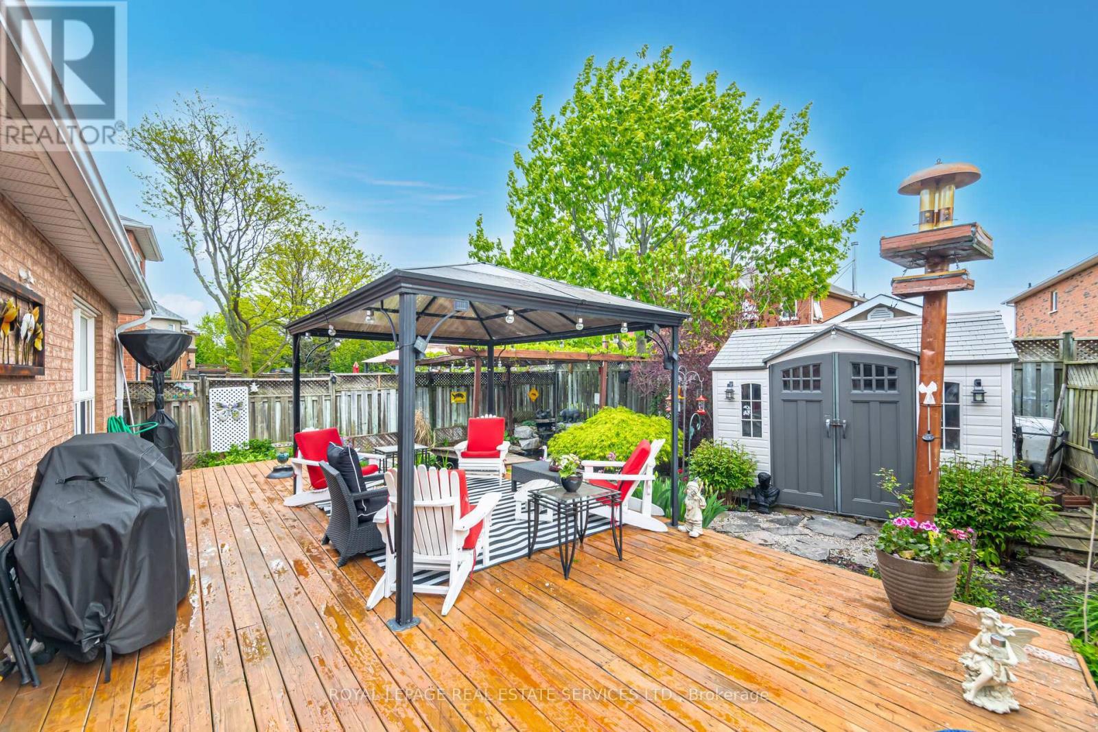 












204 EATON STREET

,
Halton Hills,




Ontario
L7G5Y2

