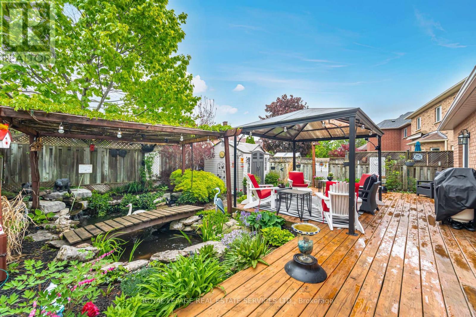 












204 EATON STREET

,
Halton Hills,




Ontario
L7G5Y2

