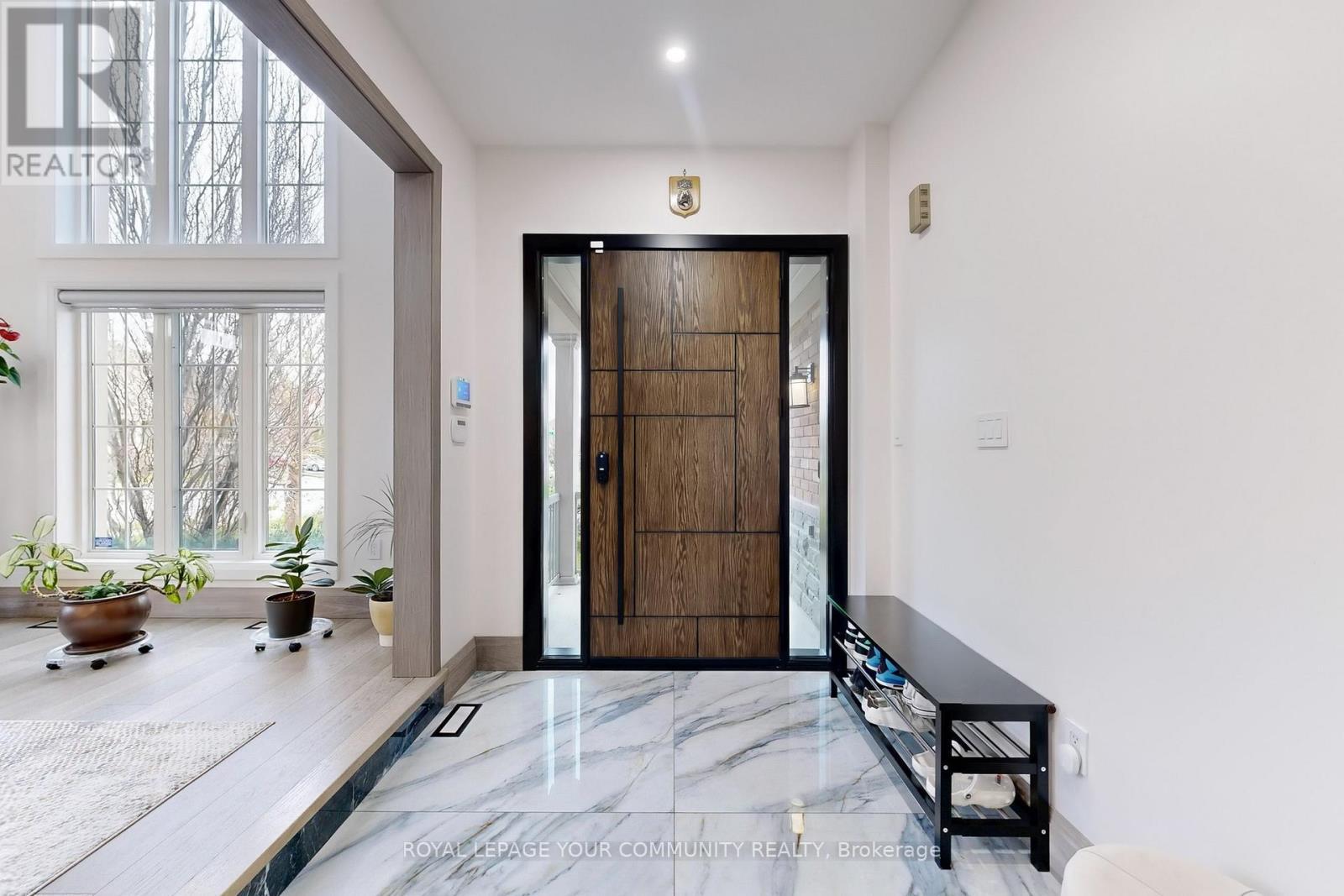 












1 PRINCESS ISABELLA COURT

,
Vaughan,




Ontario
L6A4B3

