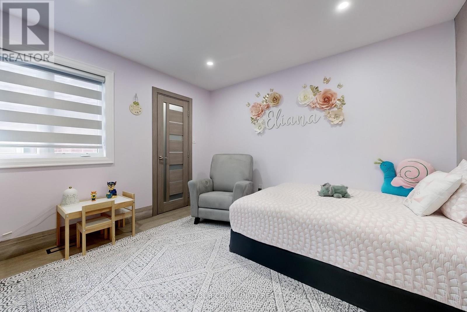 












1 PRINCESS ISABELLA COURT

,
Vaughan,




Ontario
L6A4B3

