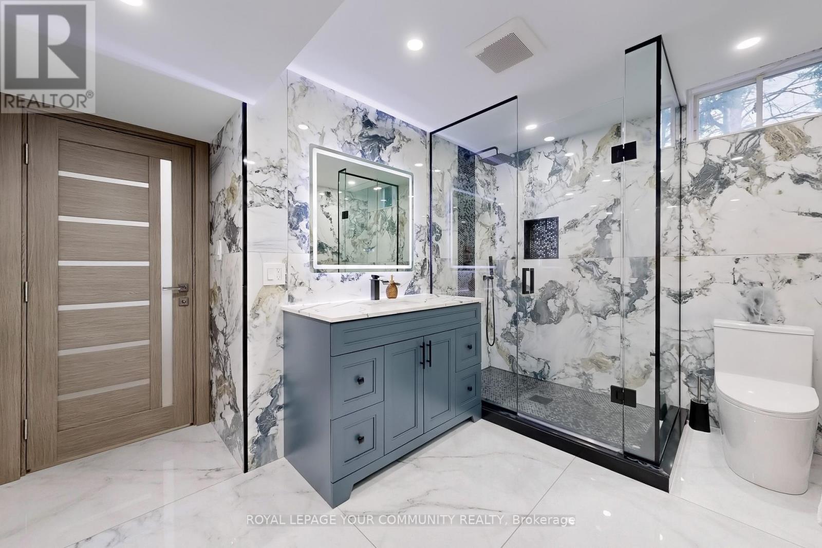 












1 PRINCESS ISABELLA COURT

,
Vaughan,




Ontario
L6A4B3

