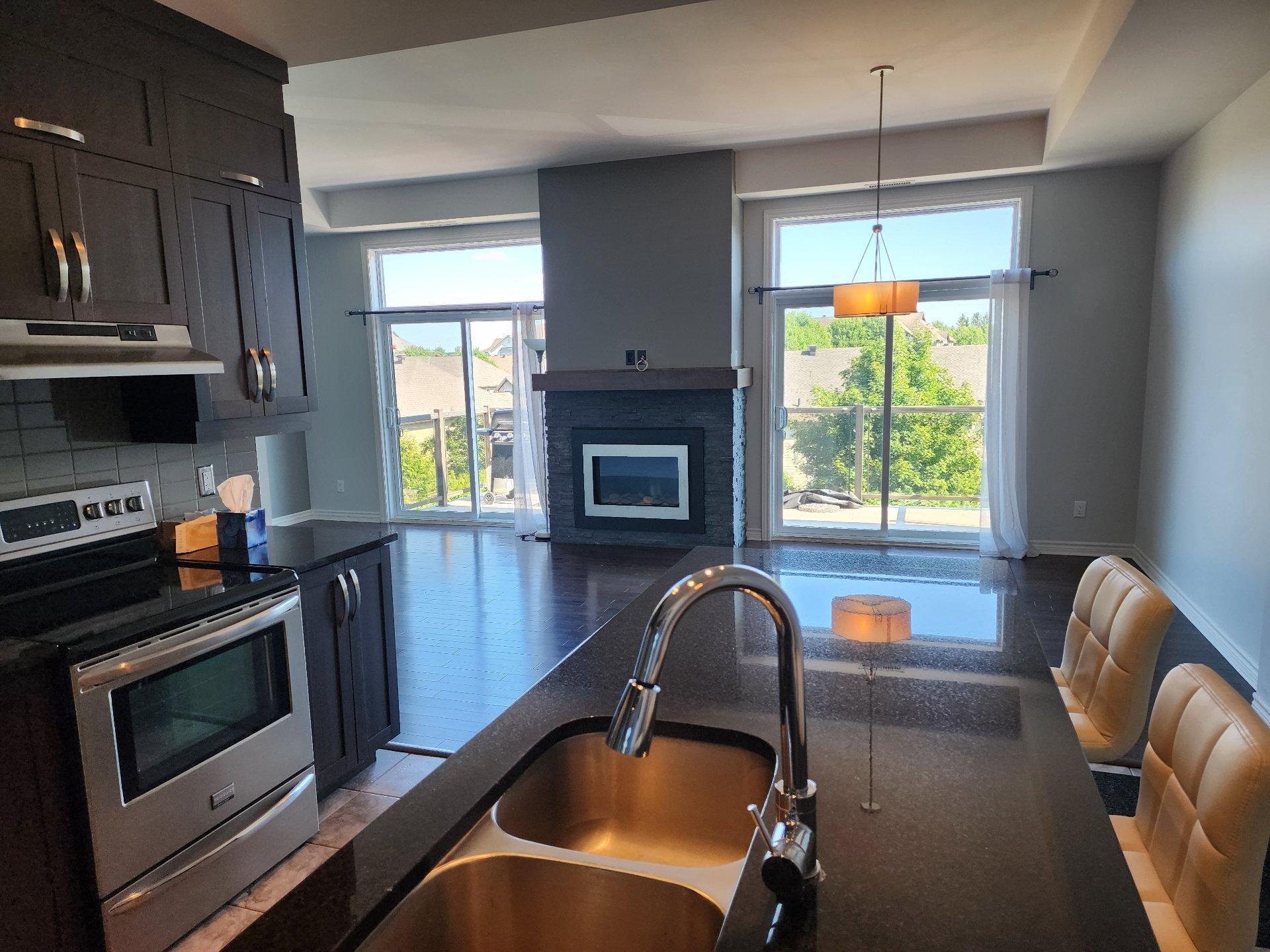 









1236


Ch. d'Aylmer

, 7,
Gatineau (Aylmer),




QC
J9H0C6

