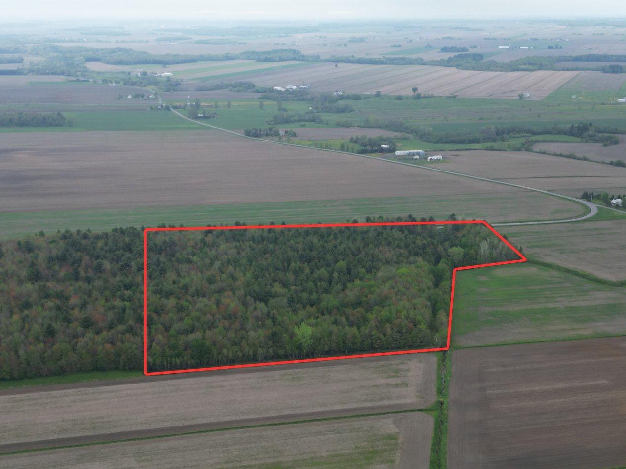 









495Z


Rg Ste-Cécile

,
Saint-David,







QC
J0G1L0

