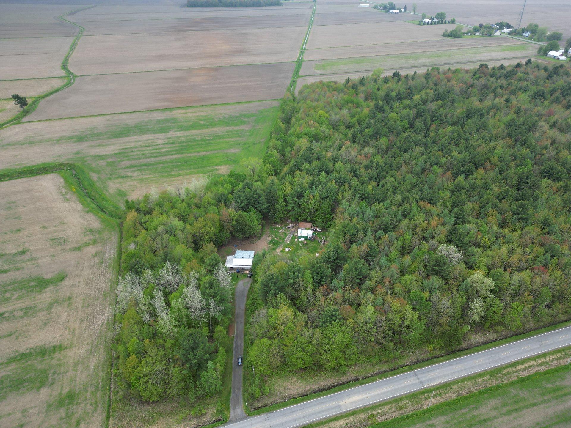 









495Z


Rg Ste-Cécile

,
Saint-David,







QC
J0G1L0

