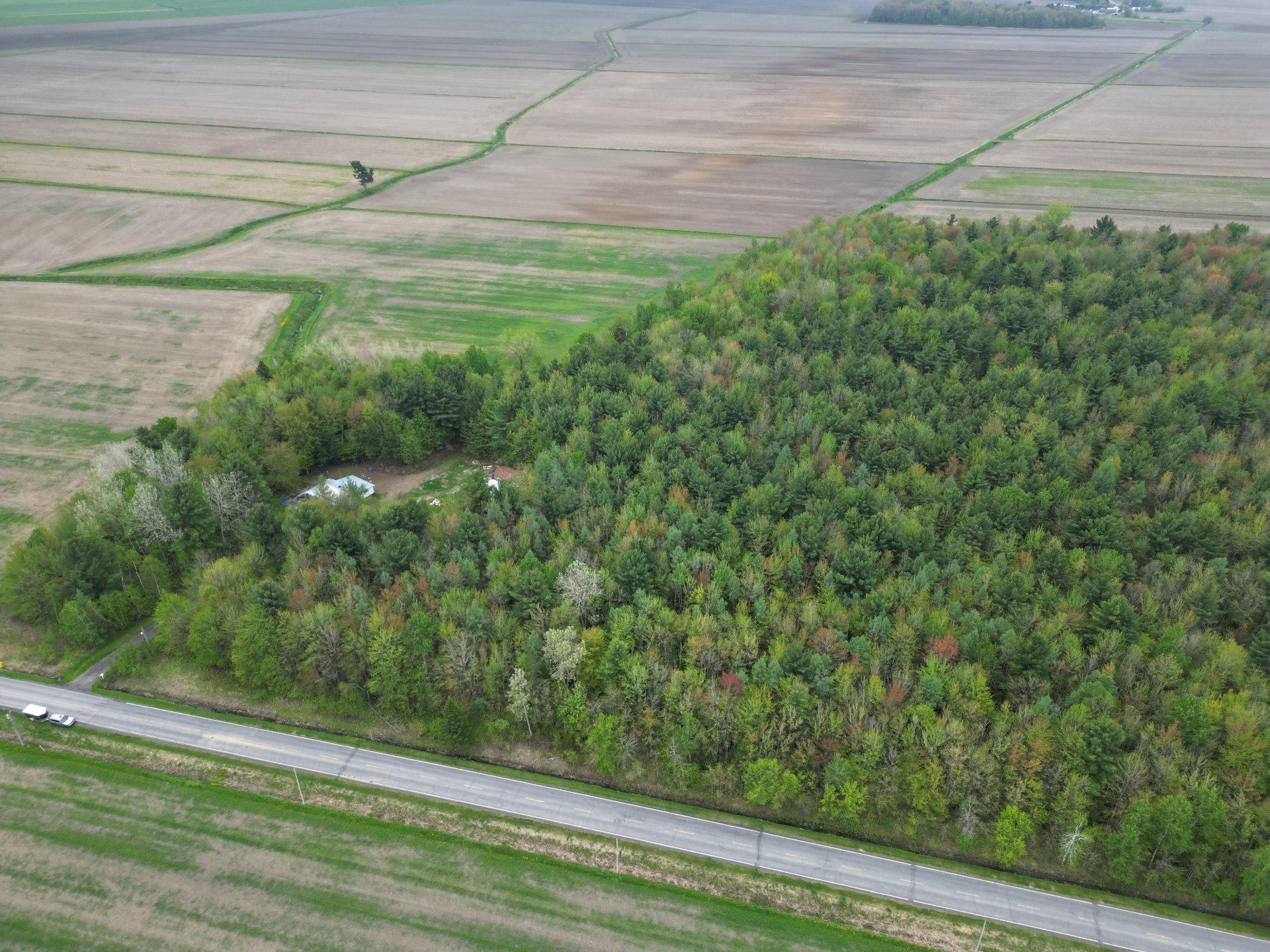 









495Z


Rg Ste-Cécile

,
Saint-David,







QC
J0G1L0


