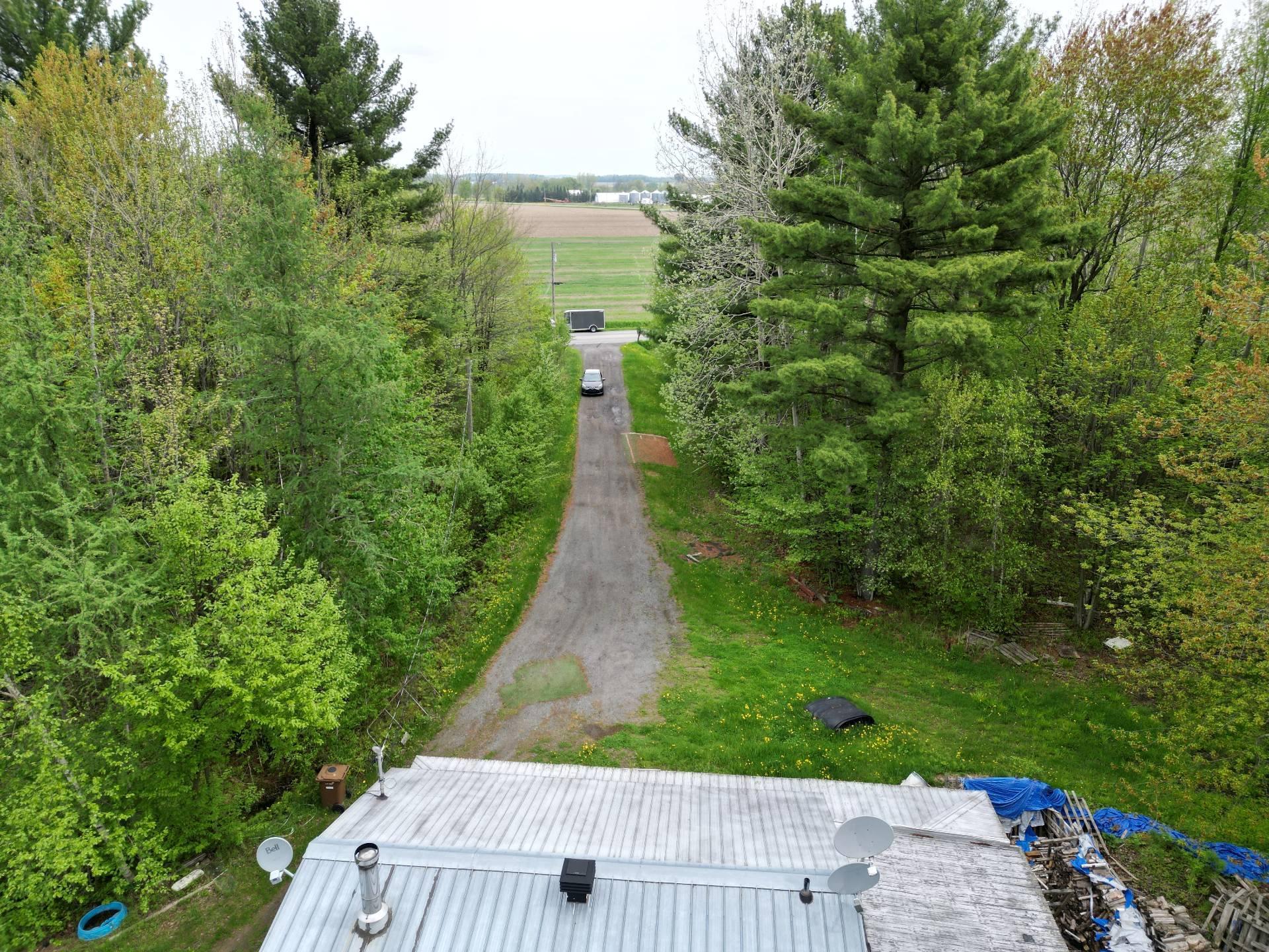 









495Z


Rg Ste-Cécile

,
Saint-David,







QC
J0G1L0

