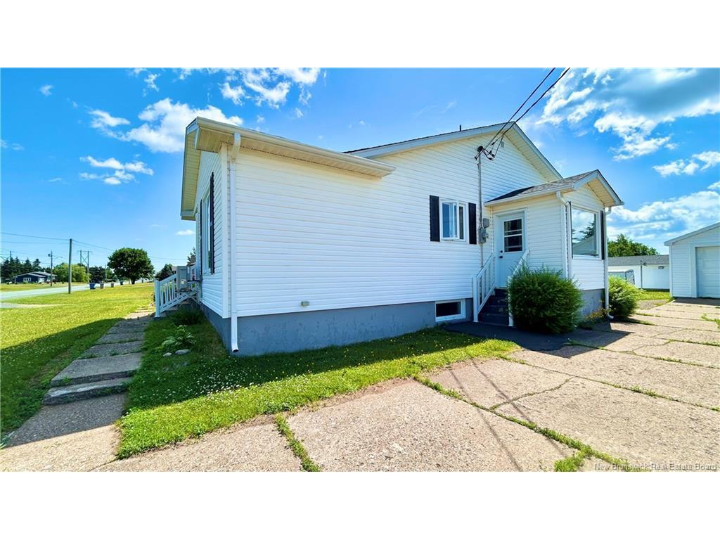 









972


113

RTE,
Inkerman,




NB
E8P 1E1

