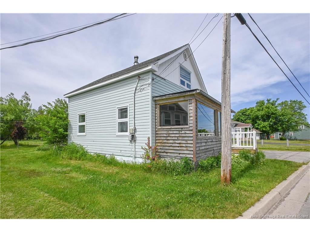









311


JD Gauthier

BLVD,
Shippagan,




NB
E8S 1N7

