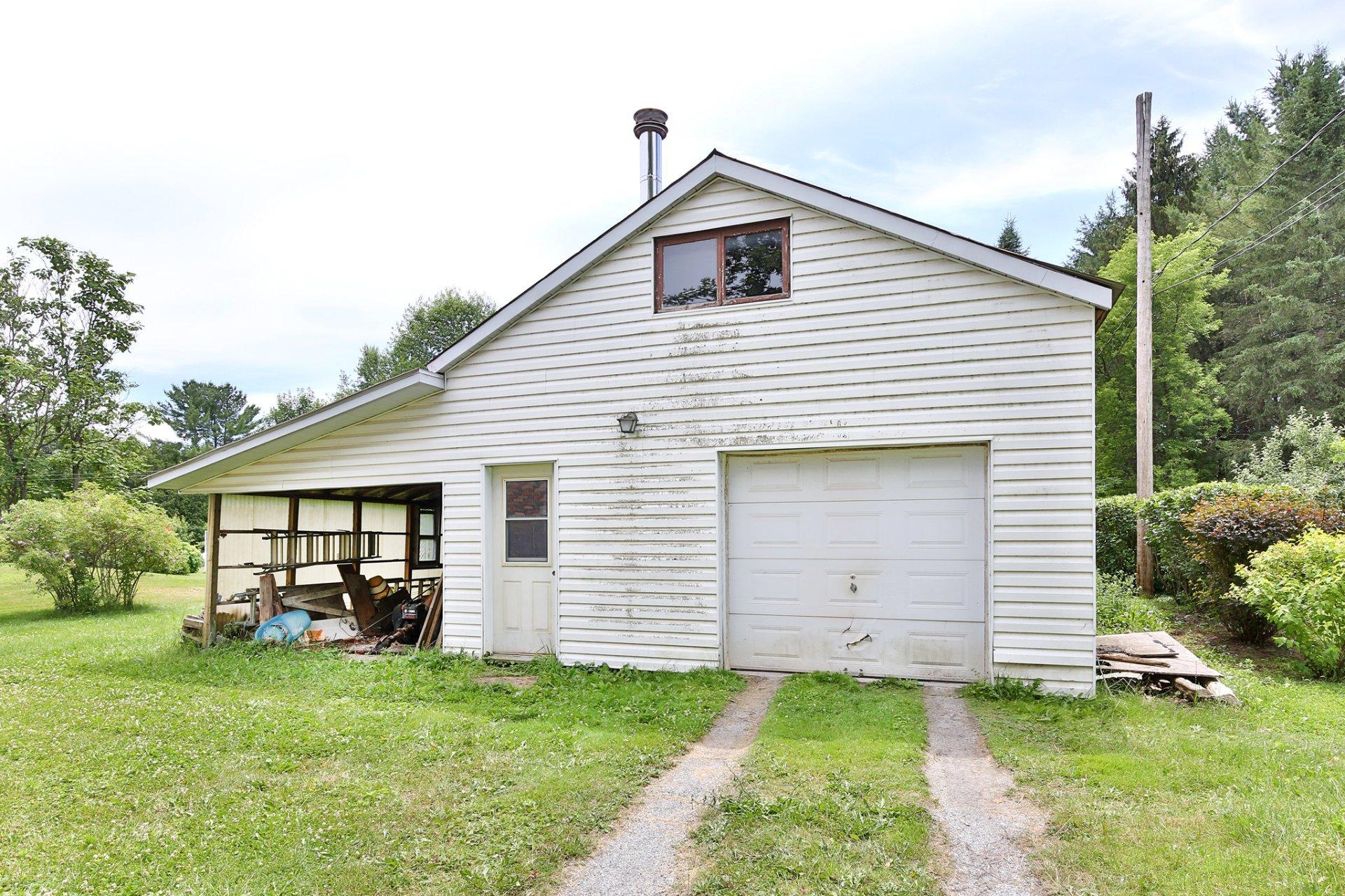 









7


Rue Riverside 

,
Stanbridge East,




QC
J0J2H0

